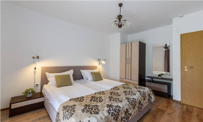 Bedroom 3, Kralev Dvor Hotel, Bansko
