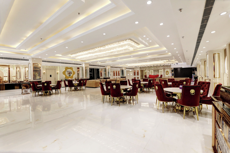Food & Drinks 5, Hotel the Rasa vasundhara, Gautam Buddha Nagar