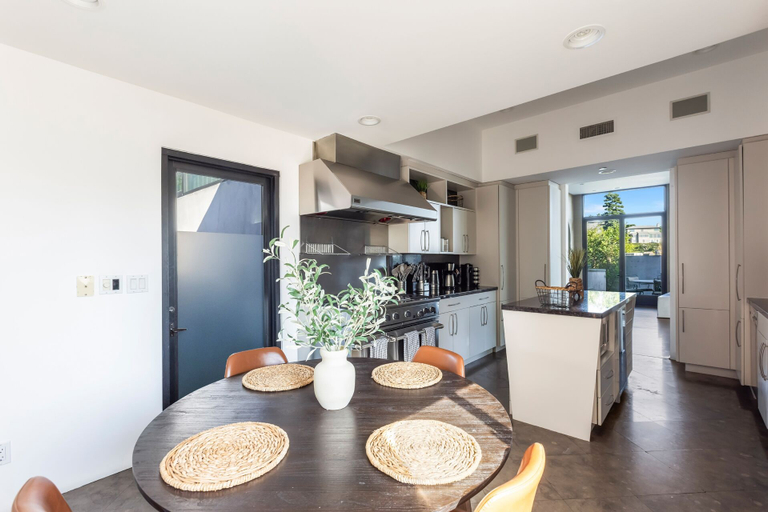 Others 4, Casa Cordell by Oraklus, Los Angeles