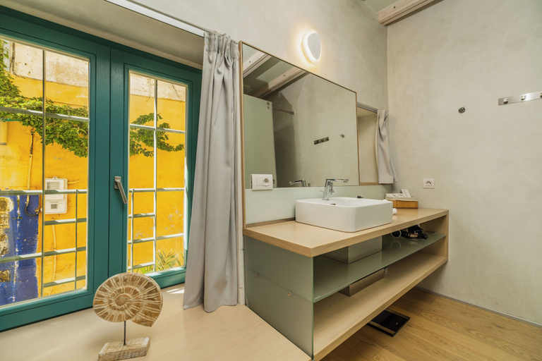 Others 3, Panaretos Deluxe Maisonette, Crete