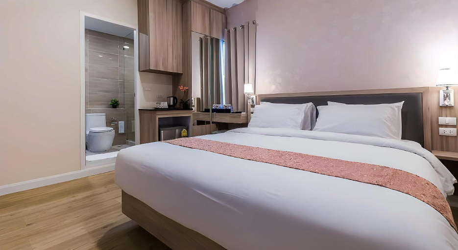 Bedroom 27