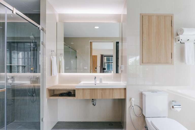 Bathroom 21