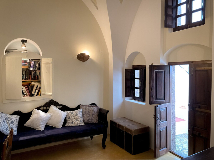Room 5, The Commander s House, South Aegean