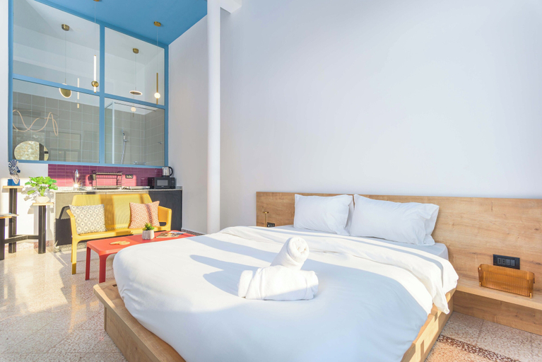 Bedroom 2, Anoor Studios & Apartments in Gemmayze, Beirut