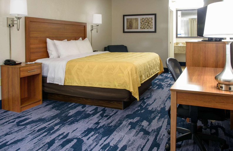 Bedroom, Quality Inn Lewisburg, Greenbrier