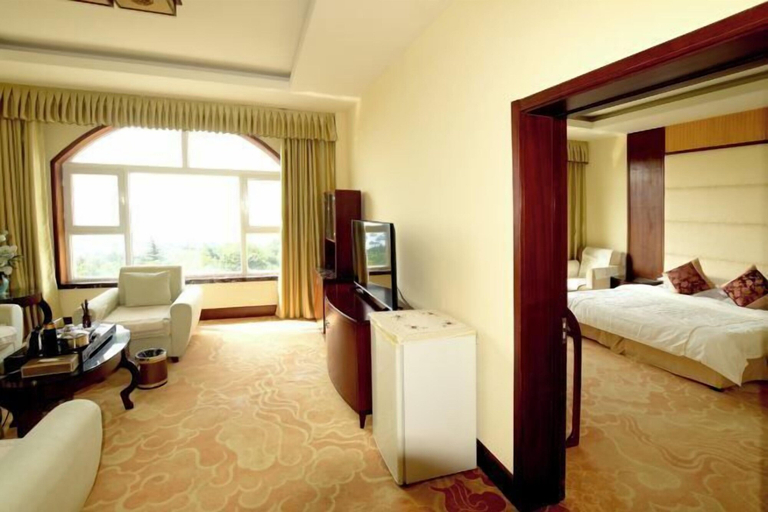 Bedroom 3, Weihai Electronic Hotel, Weihai