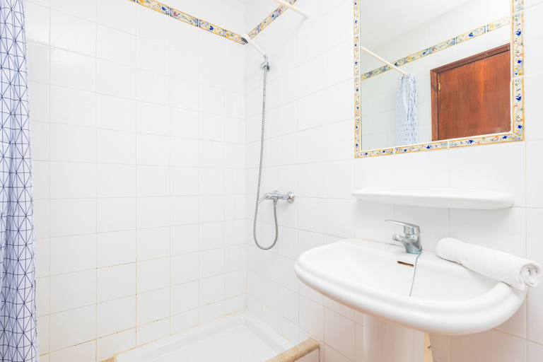 Bathroom 3, Hostal la Ceiba, Baleares