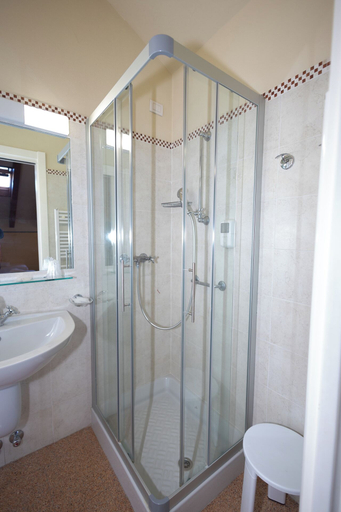Bathroom 4, LVG Hotel Collection - Pallanza, Verbano-Cusio-Ossola
