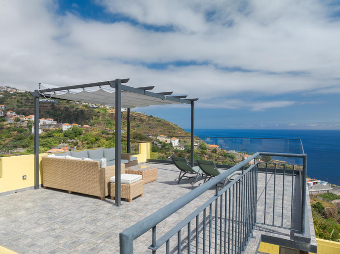 Others 2, Sky & Ocean, Calheta