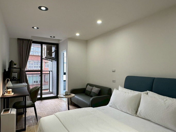 Others 3, Neostay, Hsinchu County