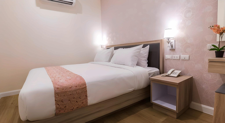 Bedroom 8
