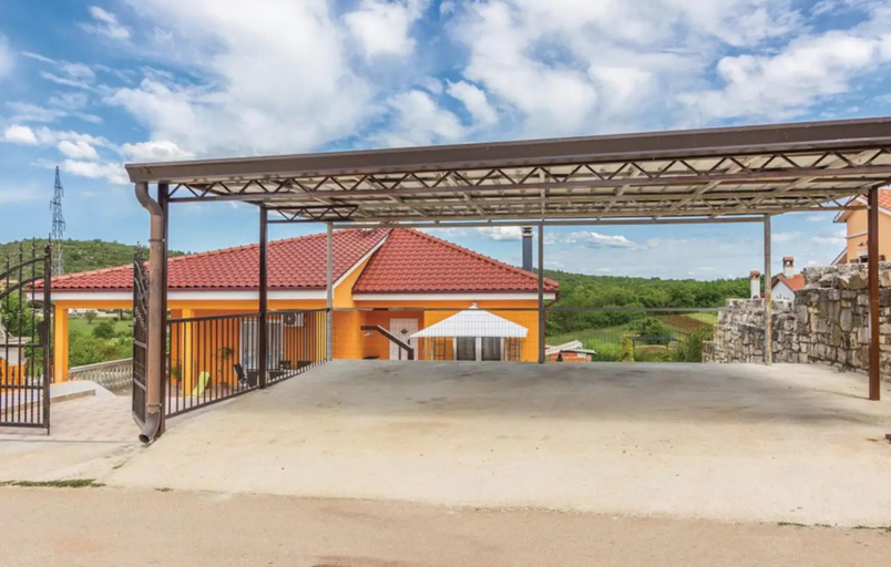 Exterior & Views, Holiday House with Pool Marika, Kanfanar