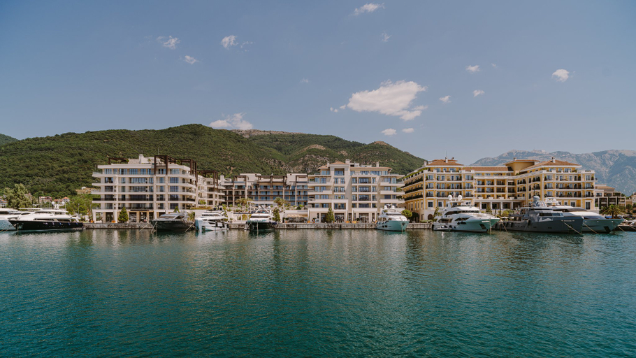 Exterior & Views 2, Regent PORTO MONTENEGRO