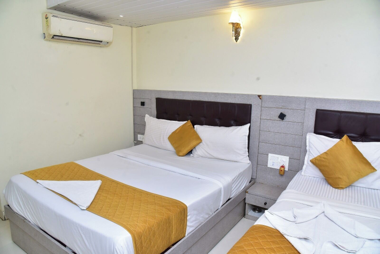 Bedroom 2, Hotel Embassy Suites, Mumbai Suburban
