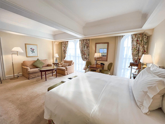 Bedroom 18