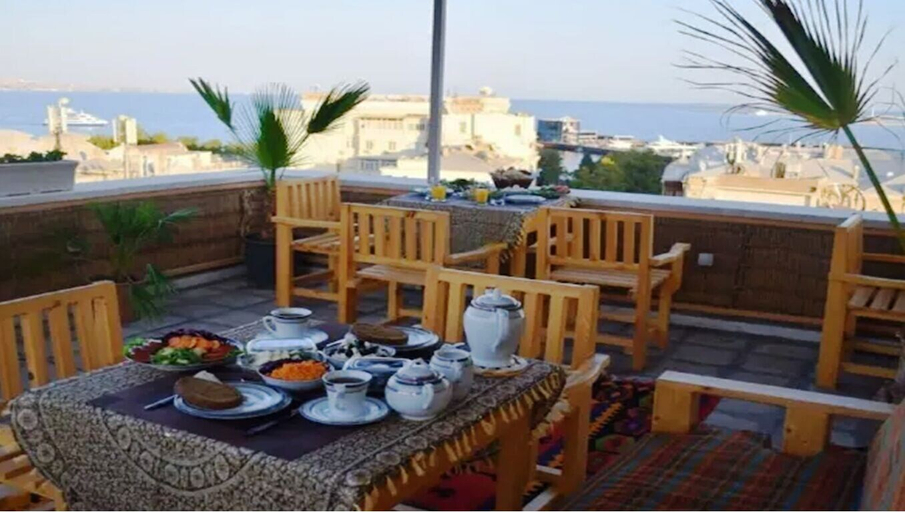 Food & Drinks 4, Old City Hatefi Apartments, Baku