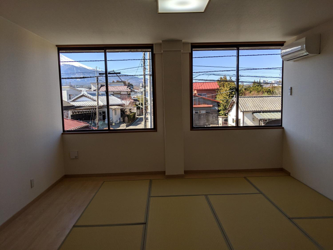 Others 5, Hotel de Machi, Fujiyoshida