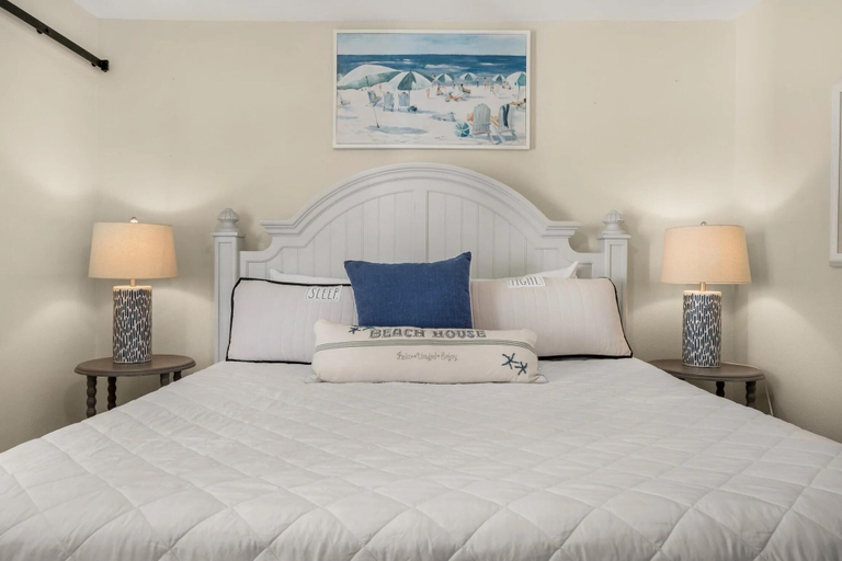 Bedroom 3, Sandprints B11- Breakaway Bliss, Walton