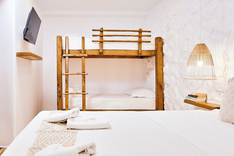 Bedroom 5, Dream on Plaka, South Aegean