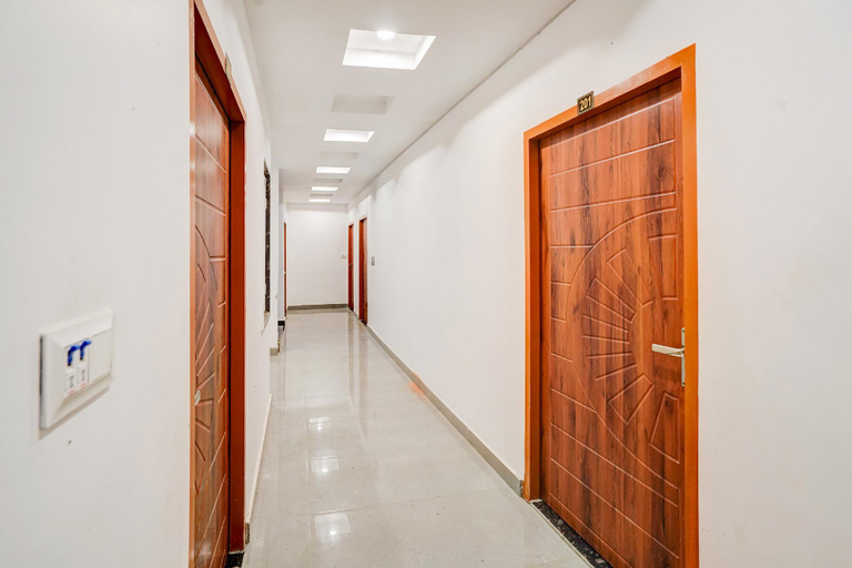 Public Area 2, Hotel O Sunrakh Road Vrindavan Formerly Ganga Residency, Mathura