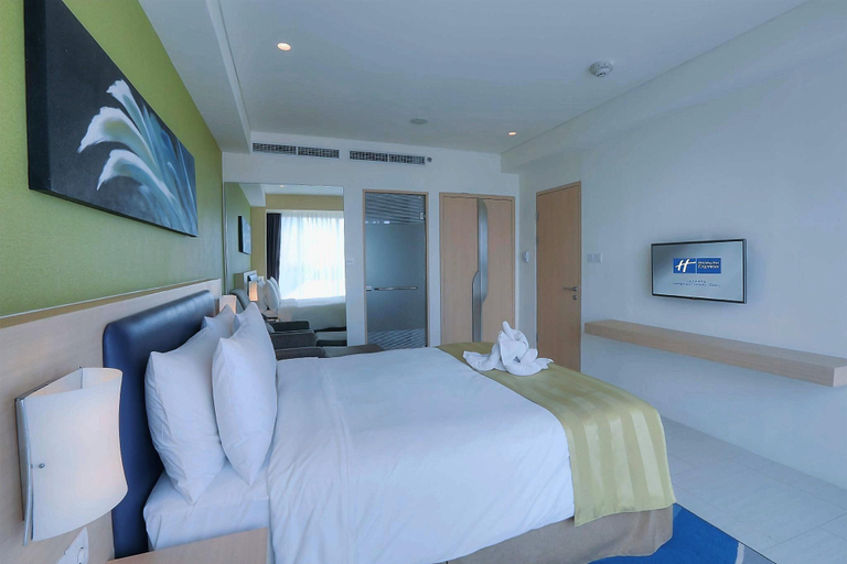 Bedroom 25
