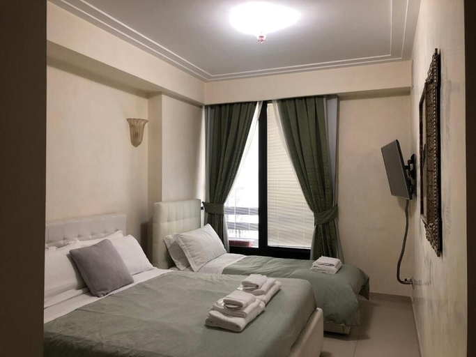Others 5, Visconti apartment, Rome