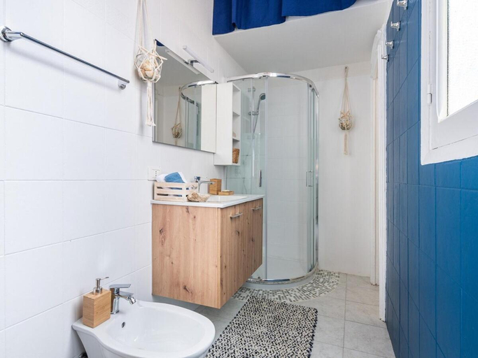Bathroom 3, Suite Palazzo Ravenna, Cagliari