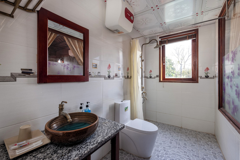 Bathroom 3, Tamcoc Ngoc Linh Homestay, Hoa Lư