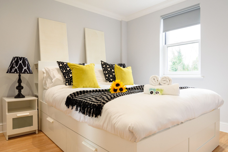 Room 3, Riverside in Cambridge, Cambridgeshire