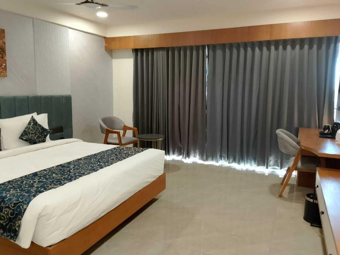 Others 5, The Blues Hotel, Ahmadabad