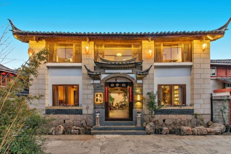 Exterior & Views