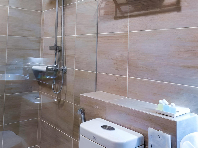 Bathroom 20
