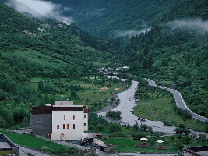 Exterior & Views 2, DAINN Mt Siguniang, Ngawa Tibetan and Qiang