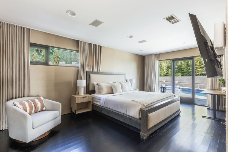 Others 5, Casa Cordell by Oraklus, Los Angeles