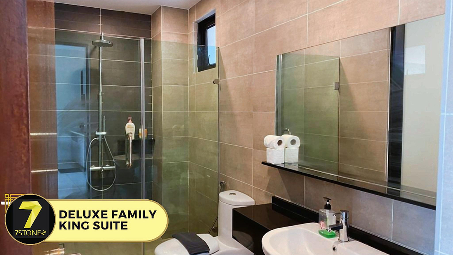 Bathroom 14
