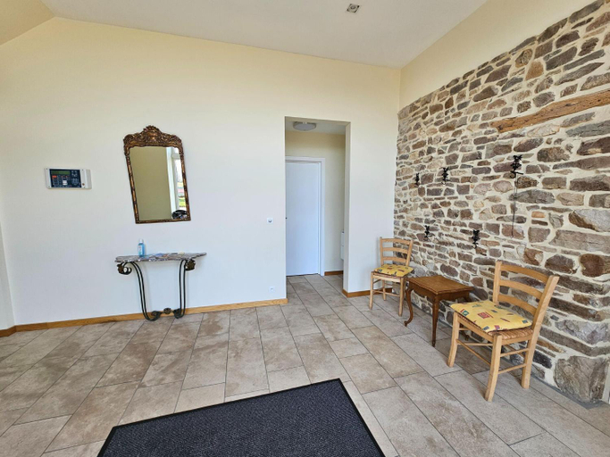 Public Area 2, Holiday Home in Wallonie with Terrace, Liège