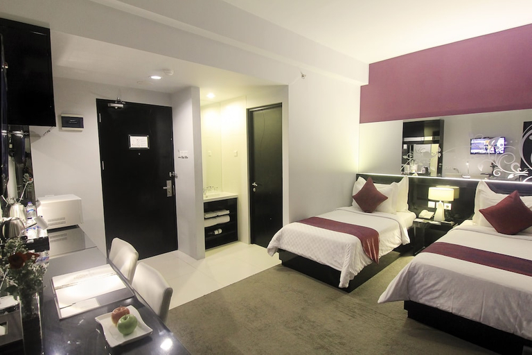 Bedroom 5, Grand Darmo Suite, Surabaya