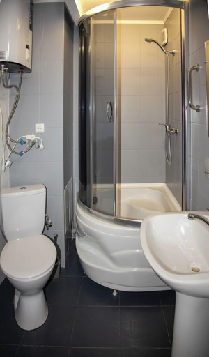 Bathroom 5, Sacvoyage, Shevchenkivs'kyi
