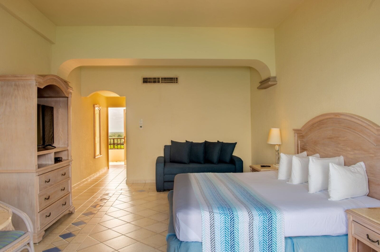 Bedroom 4, El Cozumeleño Beach Resort - All Inclusive, Cozumel