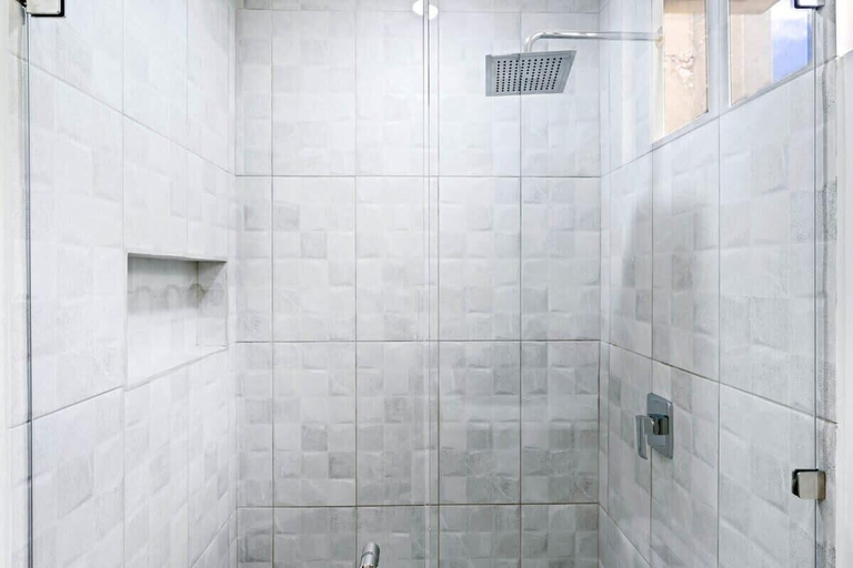Bathroom 3, Modern Split-Level 2-Bedroom Condo with Pools, Terrace & Easy Beach Access, Carrillo