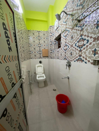 Bathroom 2, Hotel bhagwat palace, Gaya
