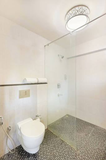 Bathroom 3, Club Mahindra Arookutty, Alappuzha