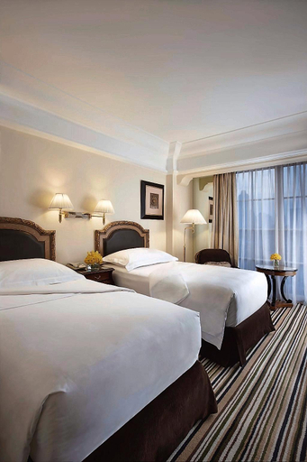 Bedroom 18