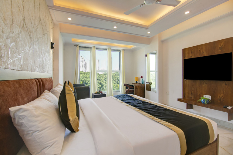 Bedroom 2, Hotel Emporio Grand, Gautam Buddha Nagar