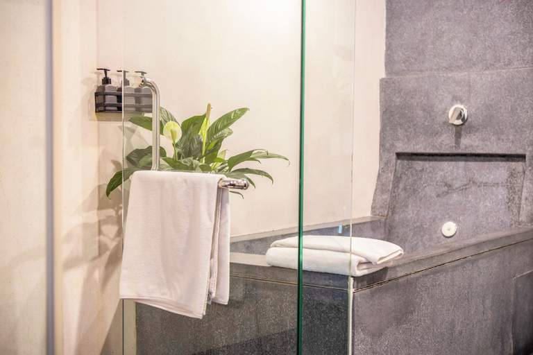 Bathroom 5, La Rose Suites, Phnom Penh