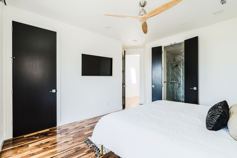 Room 2, Cozy Getaway Perfect for 10 Prime Location NW6, Oklahoma