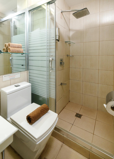 Bathroom 24