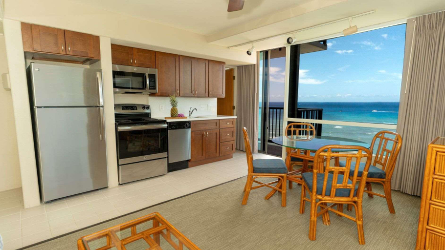 Bedroom 3, The Imperial Hawaii Resort, Honolulu