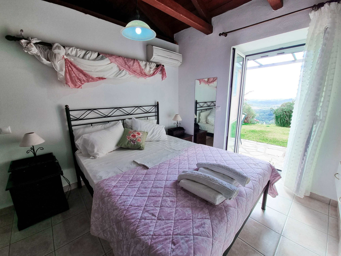Room 3, Secret Garden Hideaway in Kefalonia, Ionian Islands