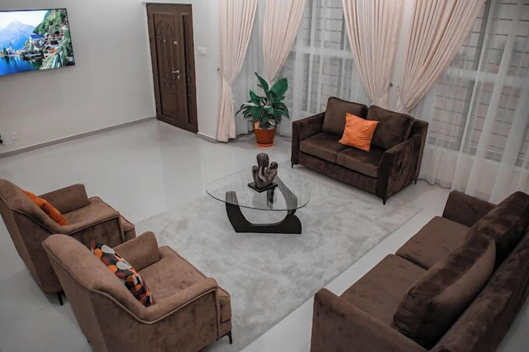 Others 4, Zion Residence, AbujaMun